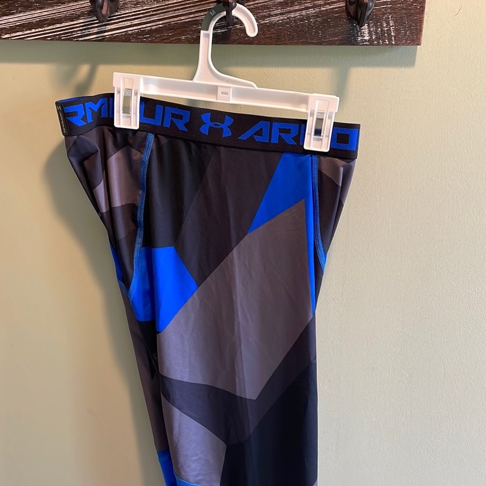 Youth heat gear.